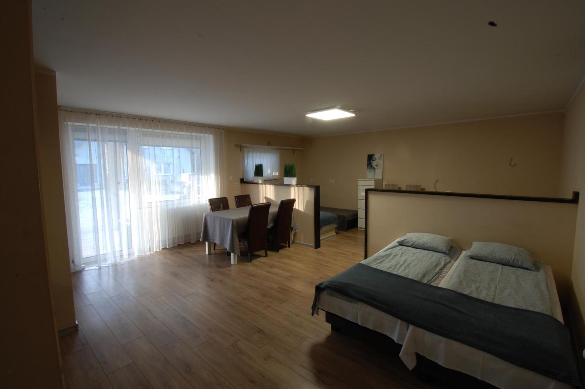 Vila Wypoczynek Letnia Oaza Sobienie Jeziory Exteriér fotografie